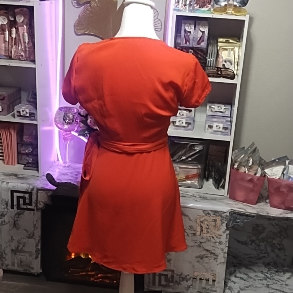 superdown Red Short Sleeve Wrap Mini Dress with Side Tie - Picture 4 of 4